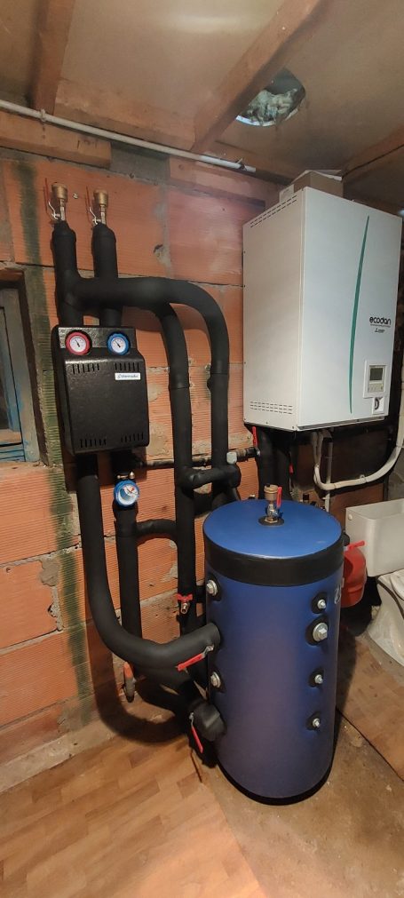 intérieur de cette Pompe à chaleur air / eau